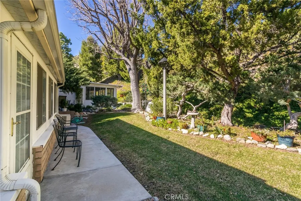 26856 Oak Branch Circle, Newhall, California 91321 home-pic-24