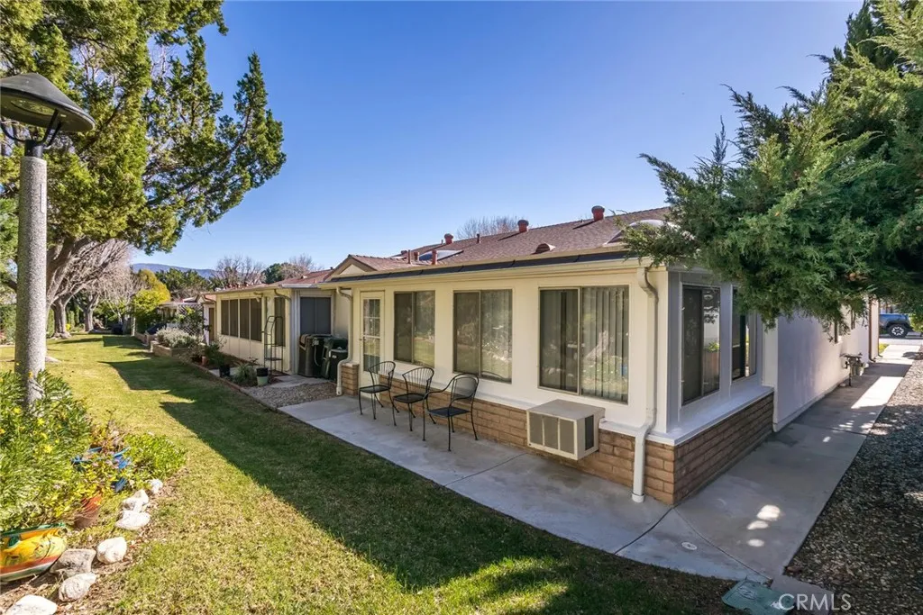 26856 Oak Branch Circle, Newhall, California 91321 home-pic-22