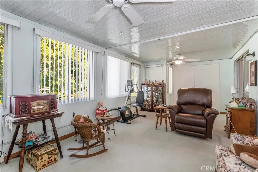 26856 Oak Branch Circle, Newhall, California 91321 home-pic-19