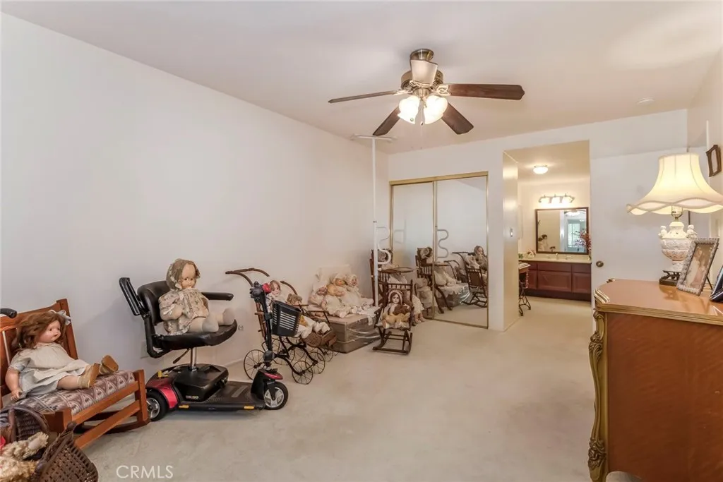 26856 Oak Branch Circle, Newhall, California 91321 home-pic-13