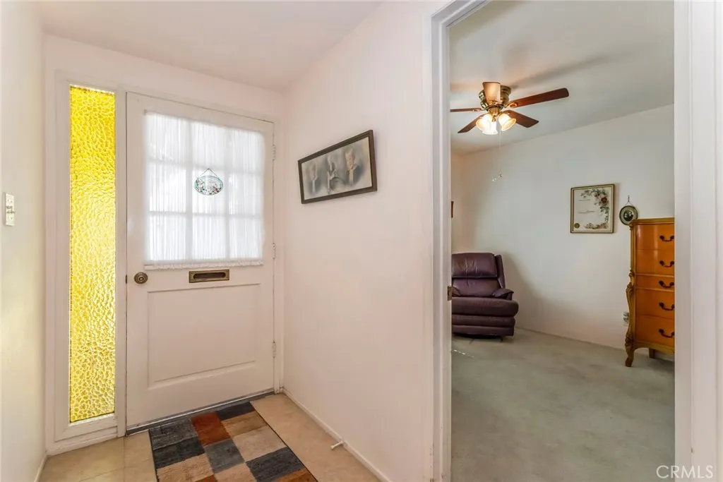 26856 Oak Branch Circle, Newhall, California 91321 home-pic-9