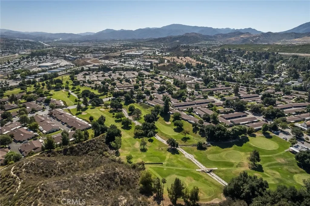 26856 Oak Branch Circle, Newhall, California 91321 home-pic-35