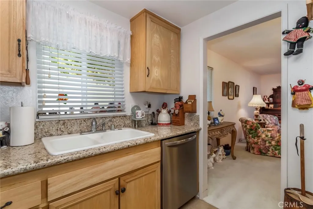 26856 Oak Branch Circle, Newhall, California 91321 home-pic-7