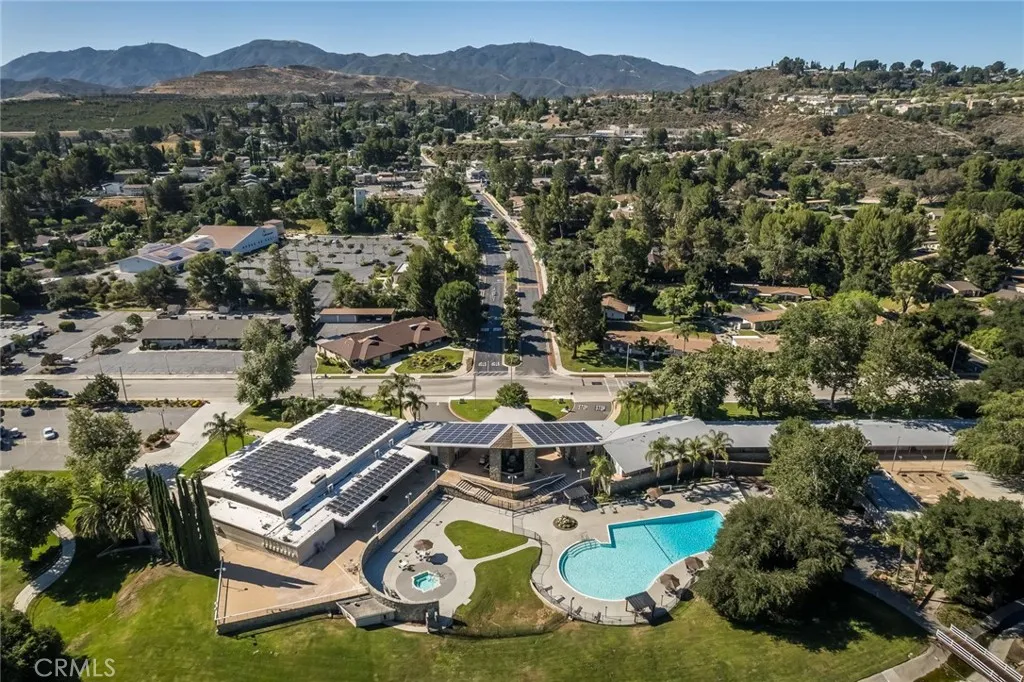 26856 Oak Branch Circle, Newhall, California 91321 home-pic-33