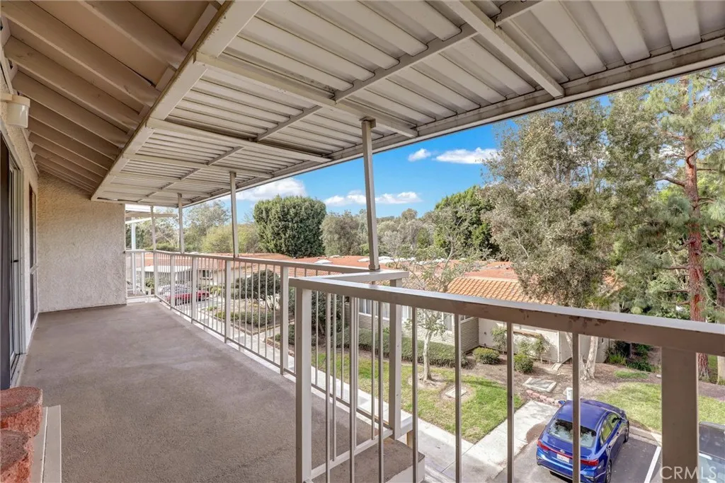 3301 Via Carrizo P, Laguna Woods, California 92637 home-pic-9