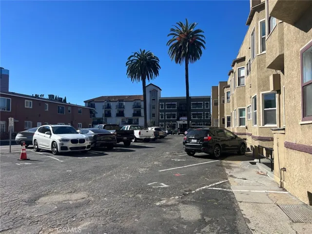 I parking space rented from HOA