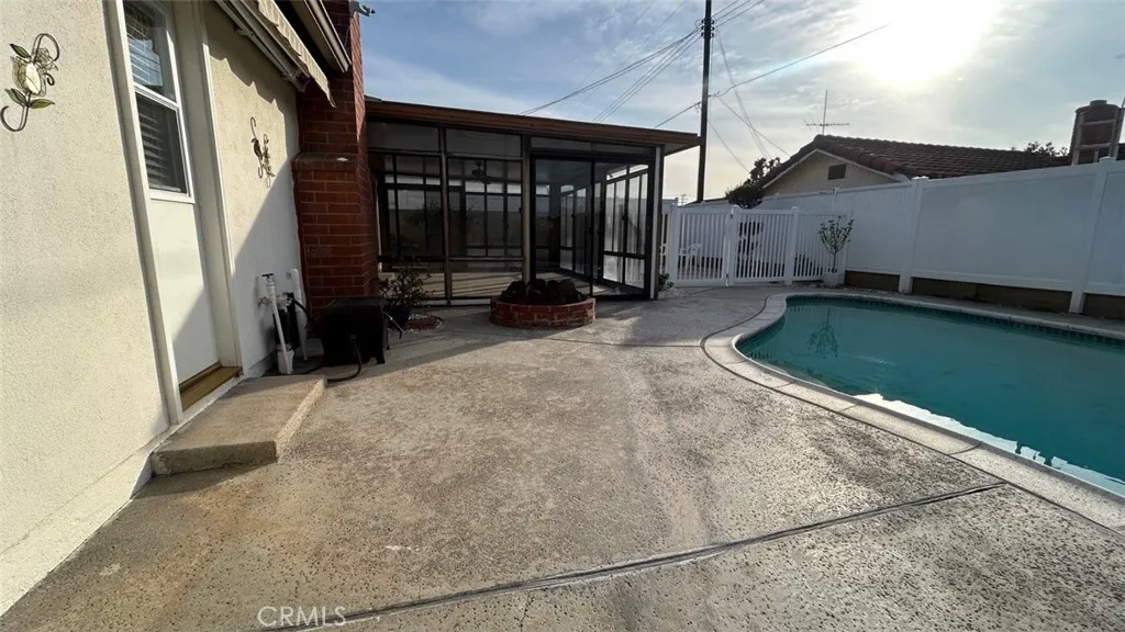 6849 Whitman Drive, Buena Park, California 90620 home-pic-27