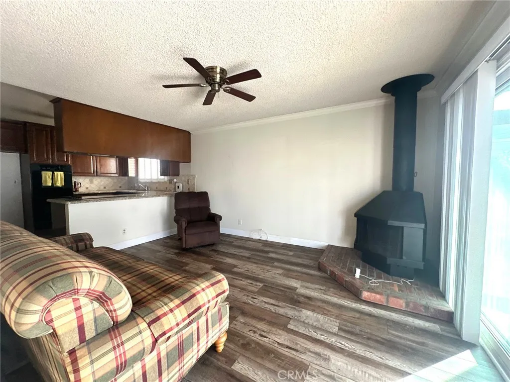 6849 Whitman Drive, Buena Park, California 90620 home-pic-10
