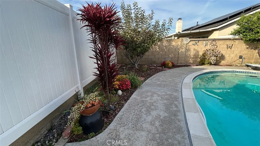 6849 Whitman Drive, Buena Park, California 90620 home-pic-24