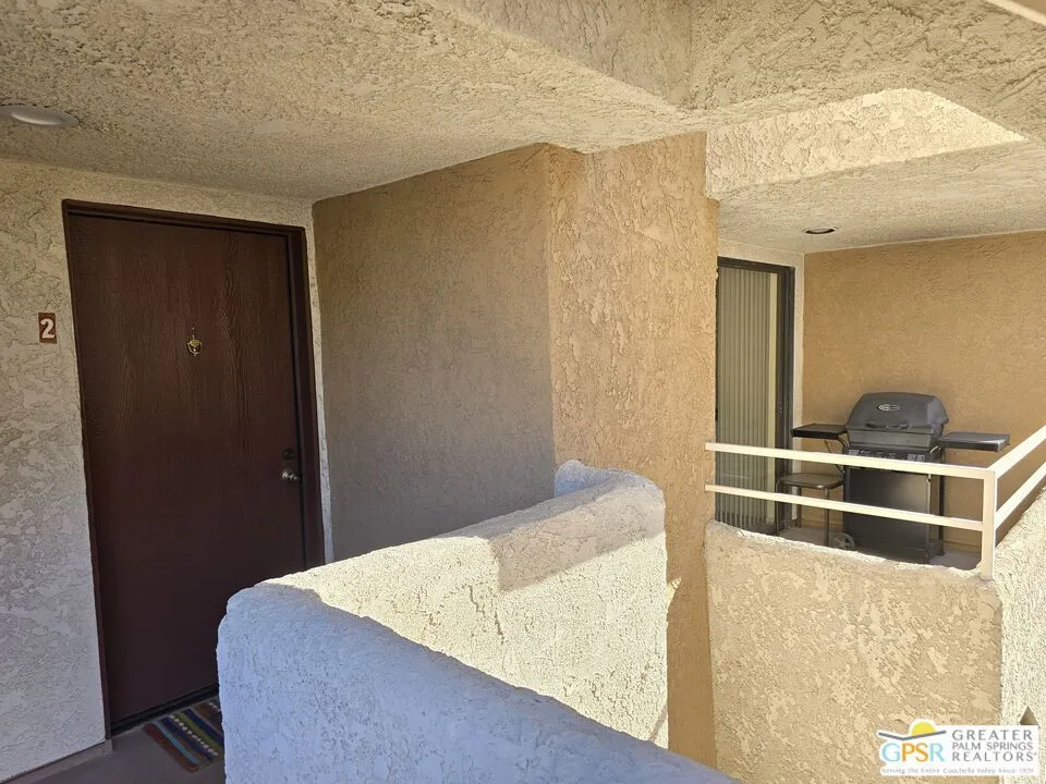 470 S Calle Encilia B2, Palm Springs, California 92262 home-pic-30