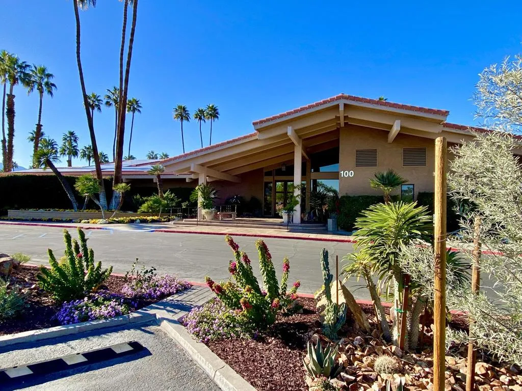201 Camino Arroyo N, Palm Desert, California 92260 home-pic-47