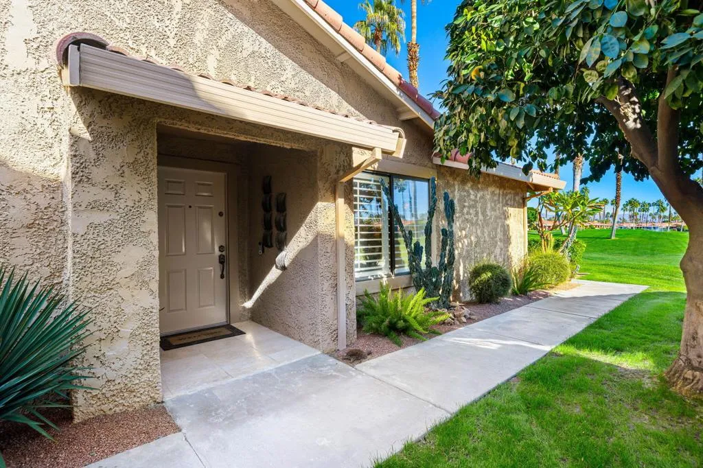 201 Camino Arroyo N, Palm Desert, California 92260 home-pic-14