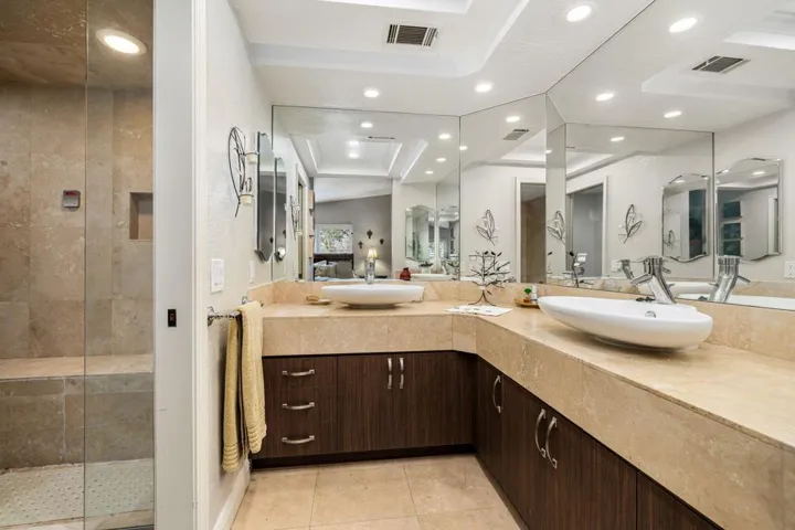 23-web-or-mls-TJArroyo_OPMG_0126_023