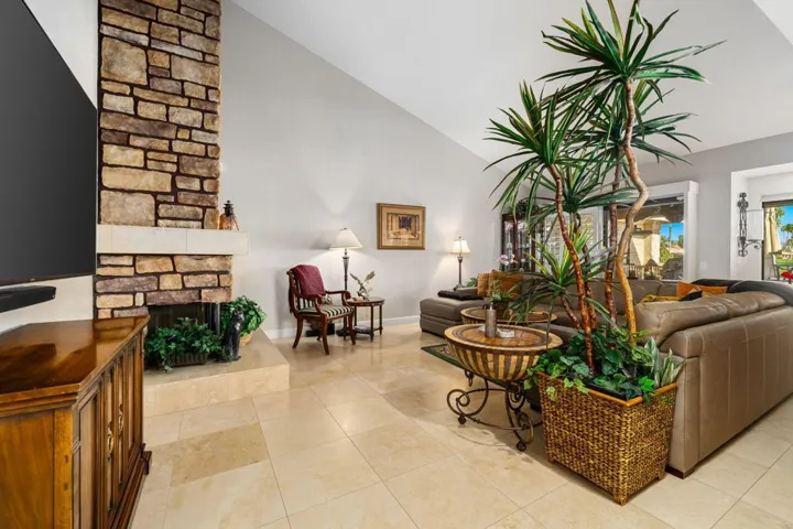34-web-or-mls-TJArroyo_OPMG_0126_034