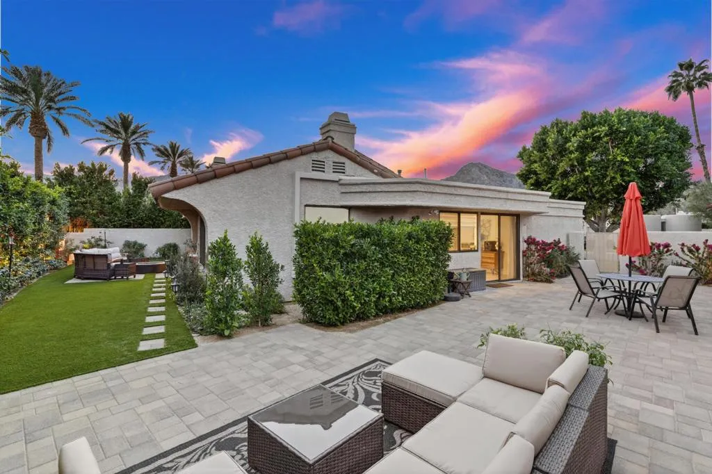 48119 Calle Seranas, La Quinta, California 92253 home-pic-1