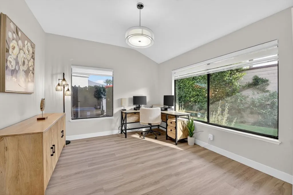 48119 Calle Seranas, La Quinta, California 92253 home-pic-19