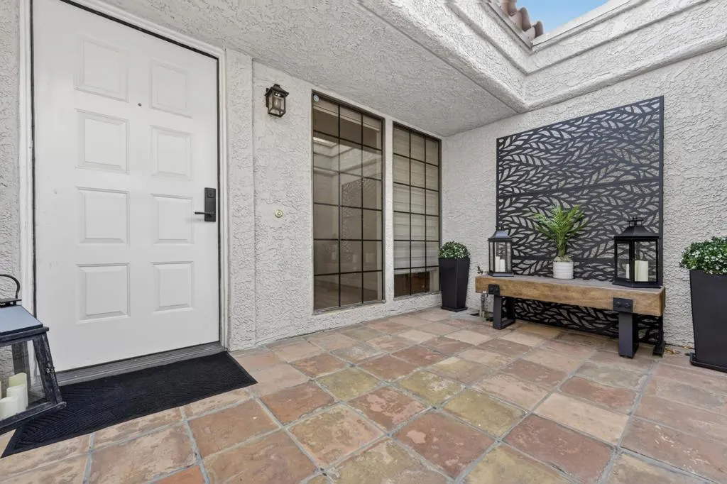 48119 Calle Seranas, La Quinta, California 92253 home-pic-3