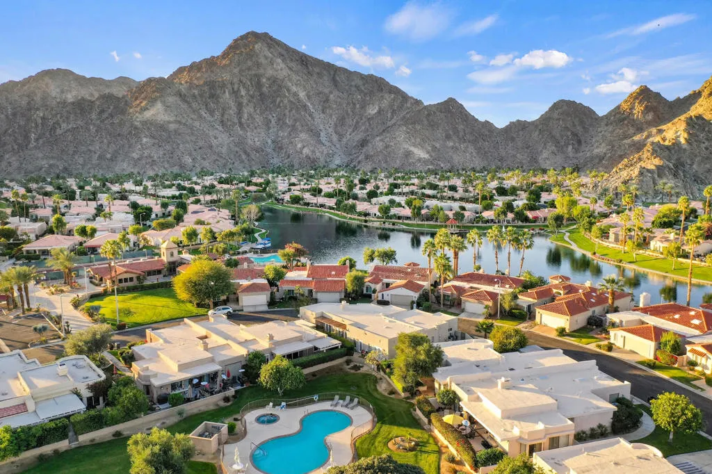 48119 Calle Seranas, La Quinta, California 92253 home-pic-35