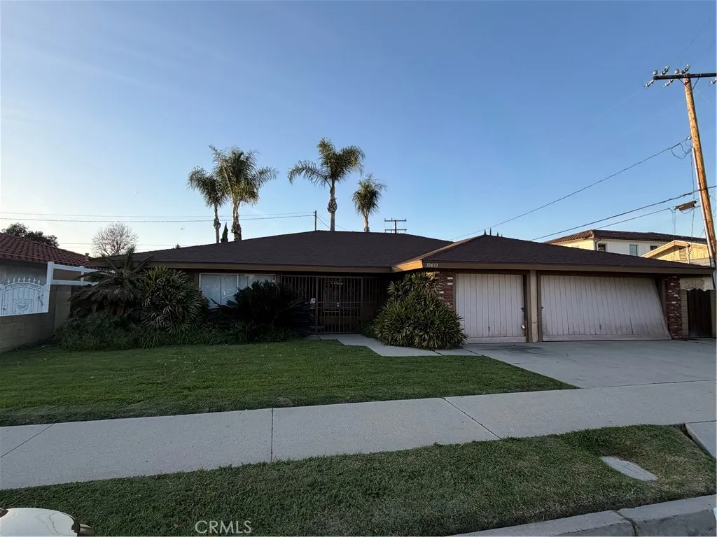 10033 Brookshire, Downey, California 90240 home-pic-1