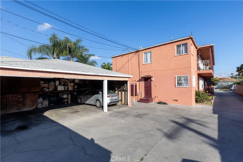 9723 San Juan, South Gate, California 90280 home-pic-5