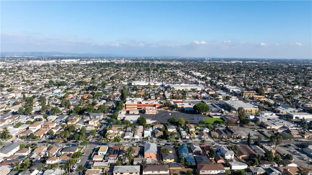 9723 San Juan, South Gate, California 90280 home-pic-18