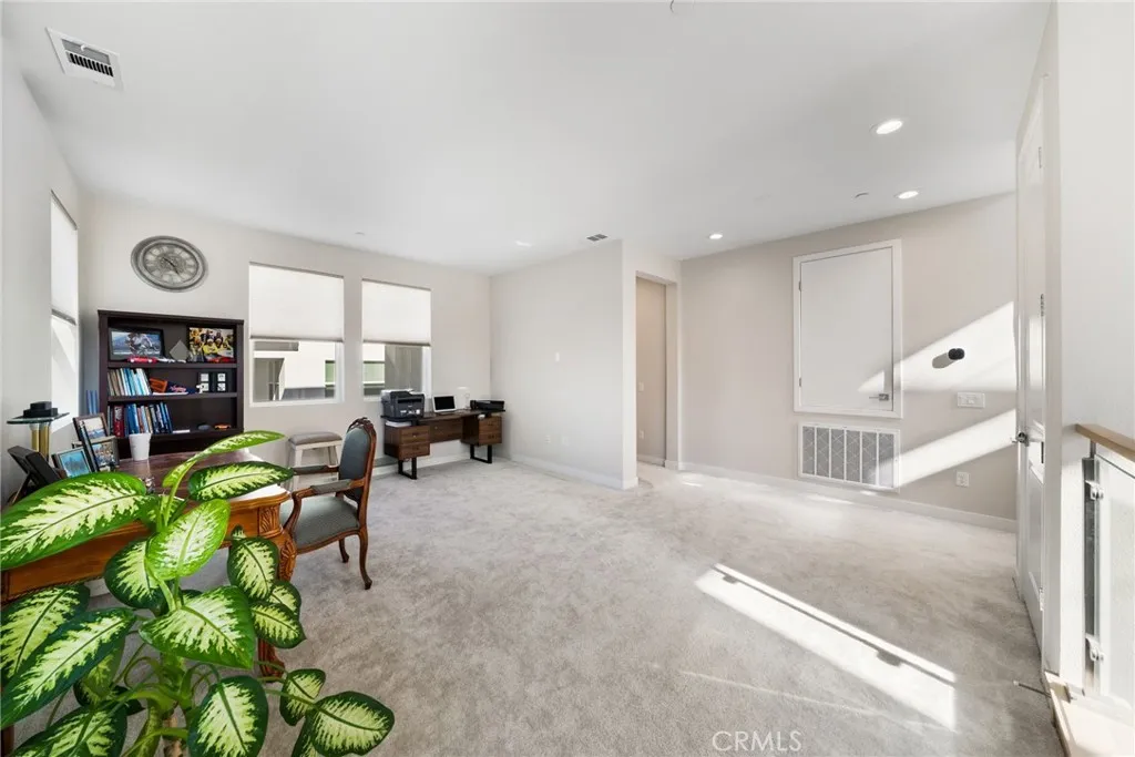 160 Tivoli, Lake Forest, California 92630 home-pic-16
