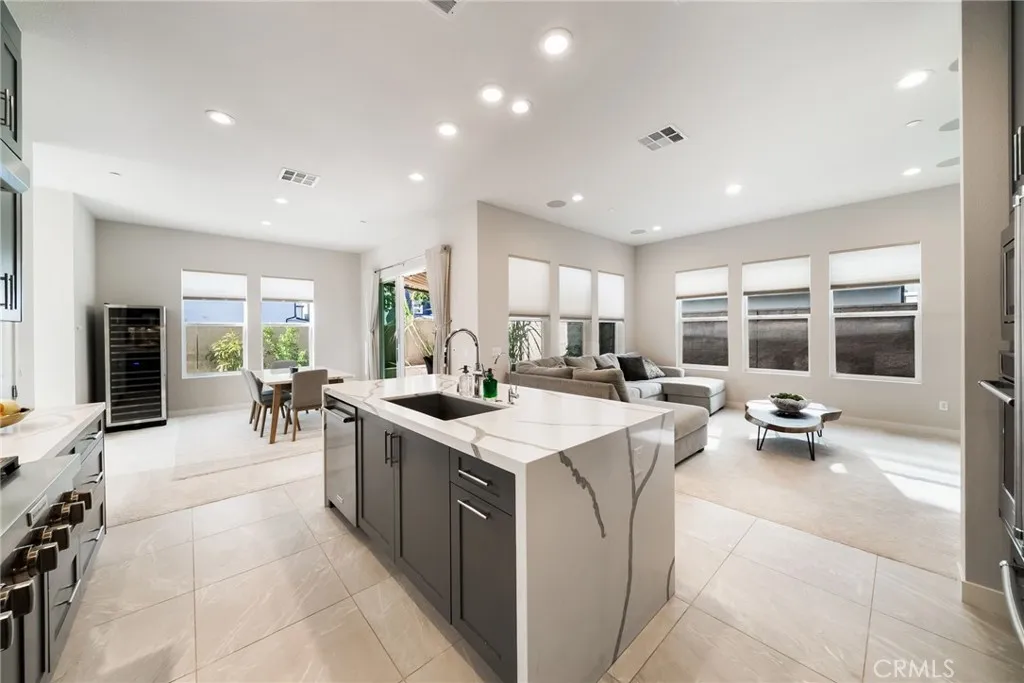 160 Tivoli, Lake Forest, California 92630 home-pic-11