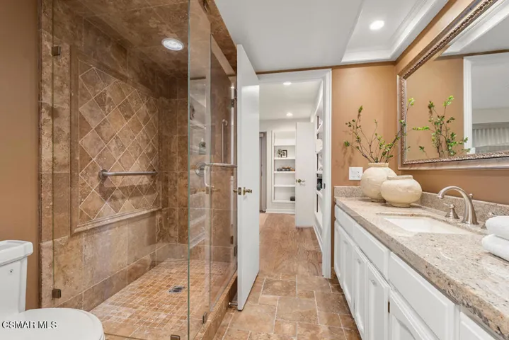 016_22470MissionHillsLane_