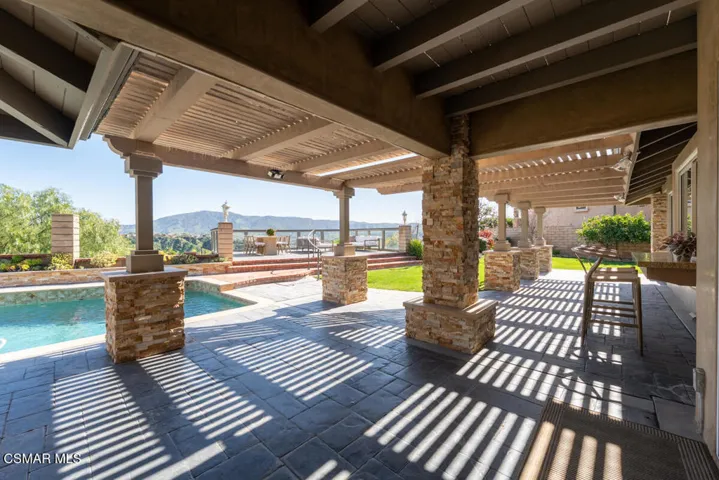 066_22470MissionHillsLane_