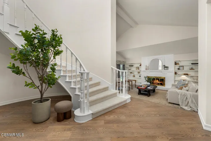 005_22470MissionHillsLane_