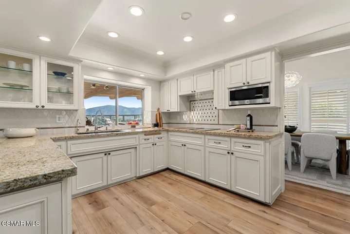 038_22470MissionHillsLane_