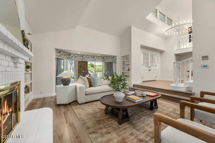 009_22470MissionHillsLane_