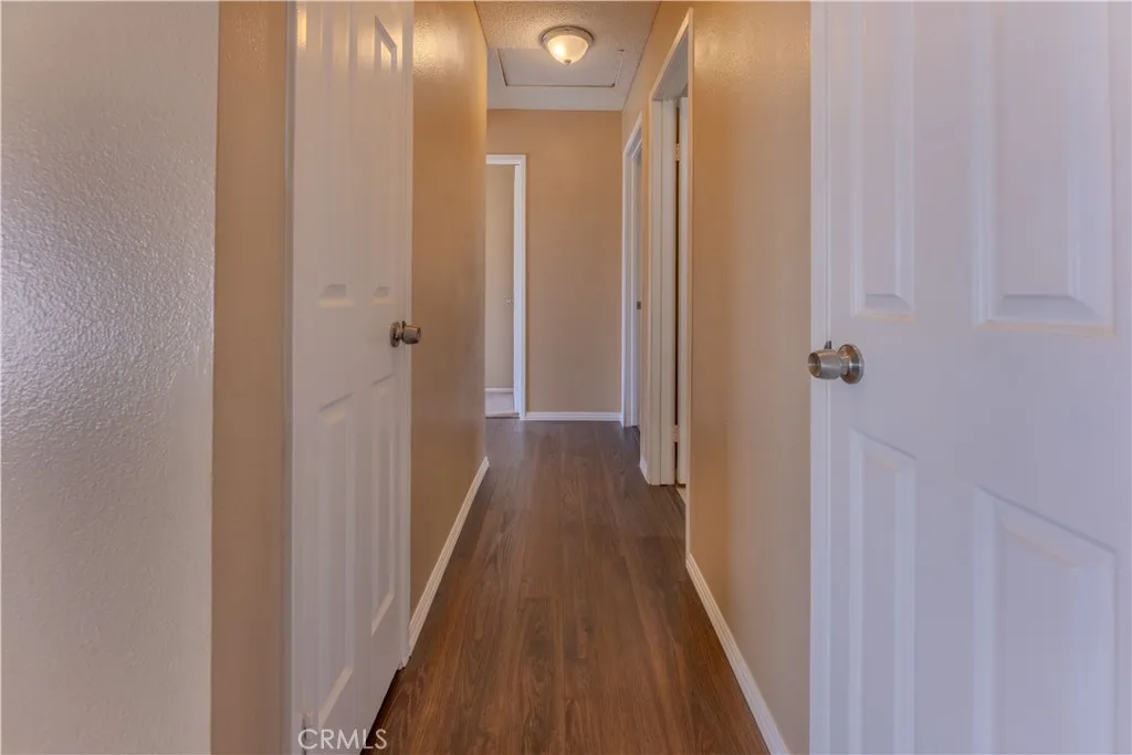 1103 Roosevelt, Lake Elsinore, California 92530 home-pic-6