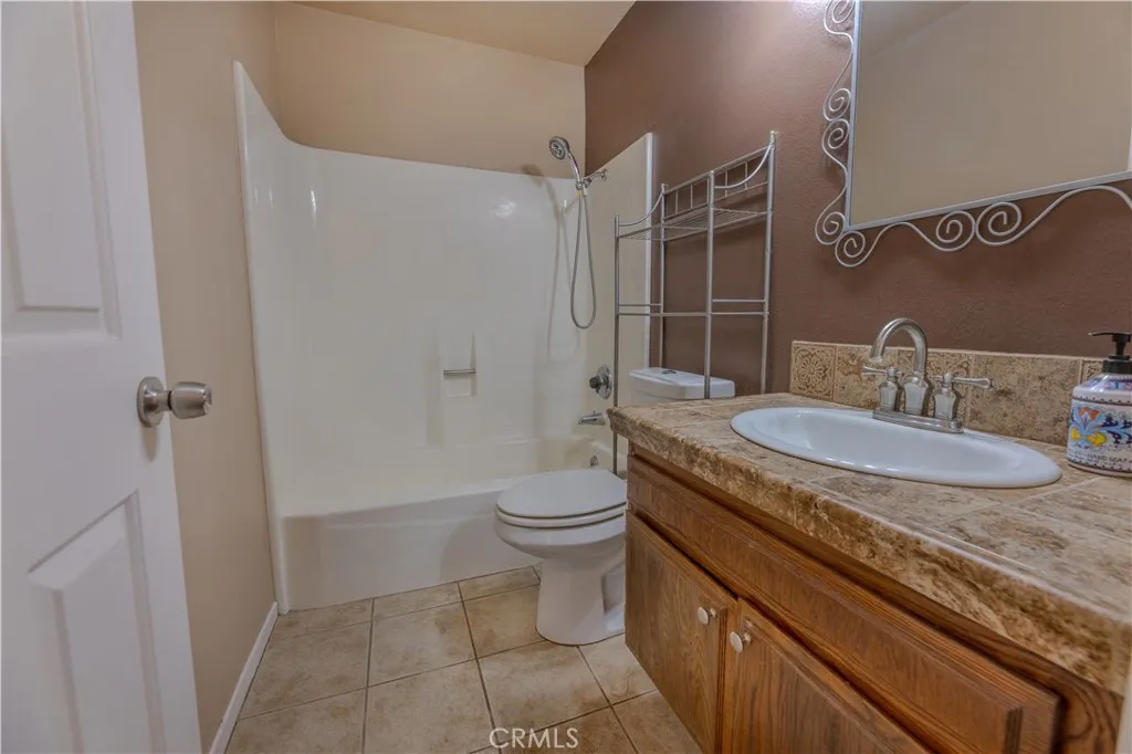 1103 Roosevelt, Lake Elsinore, California 92530 home-pic-16