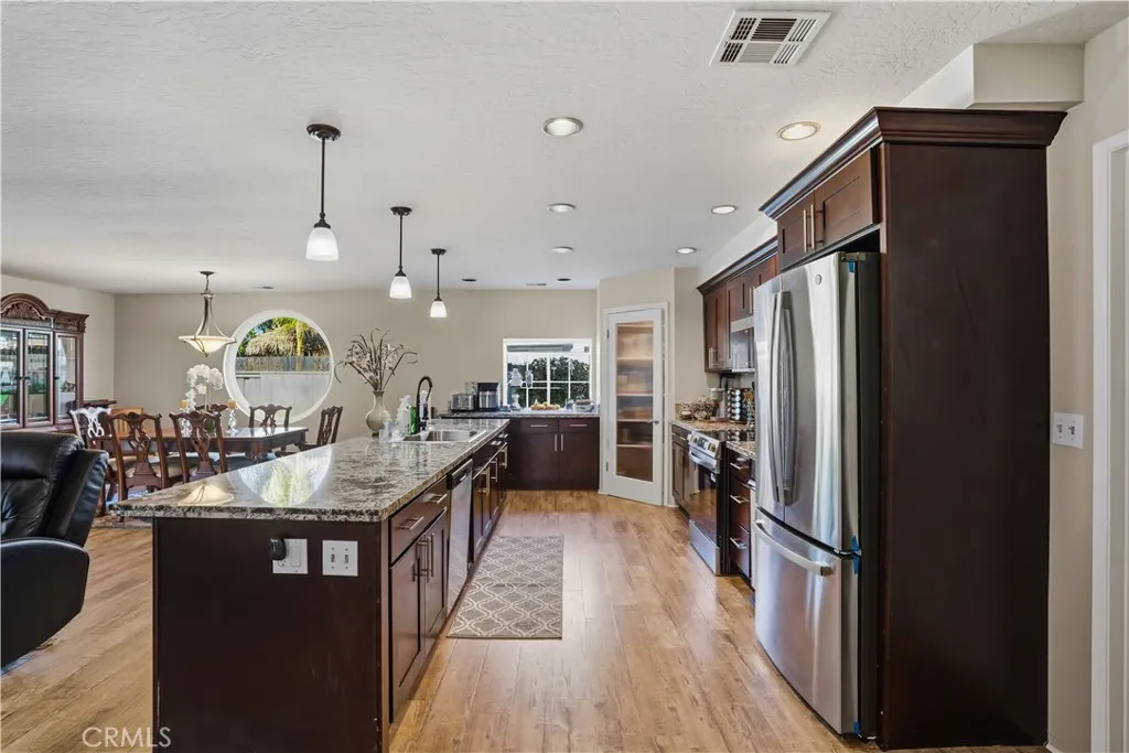 22568 Castle Crag Drive, Canyon Lake, California 92587 home-pic-13