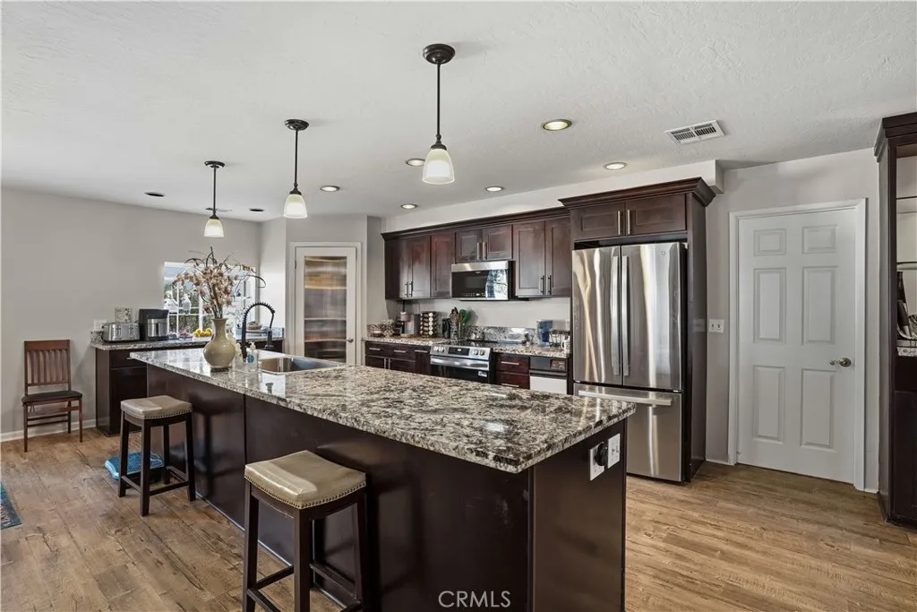 22568 Castle Crag Drive, Canyon Lake, California 92587 home-pic-14
