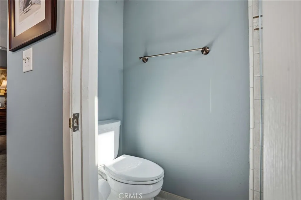 22568 Castle Crag Drive, Canyon Lake, California 92587 home-pic-30