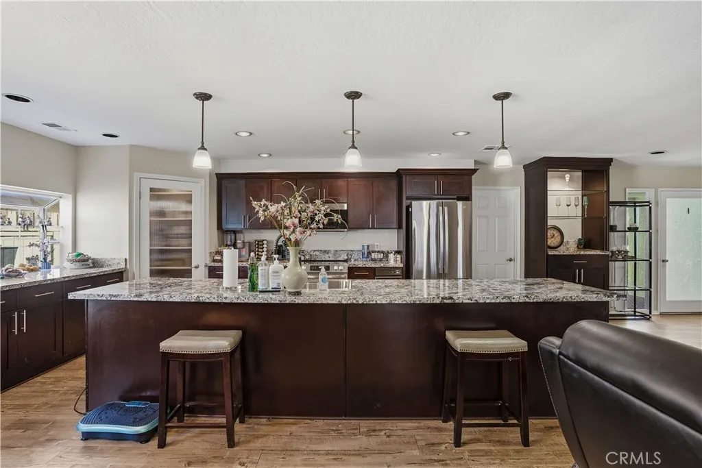 22568 Castle Crag Drive, Canyon Lake, California 92587 home-pic-15