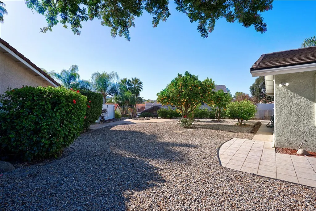 22568 Castle Crag Drive, Canyon Lake, California 92587 home-pic-44