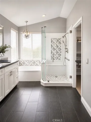Upstairs Master Bathroom