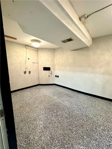 Bonus Room In Garage