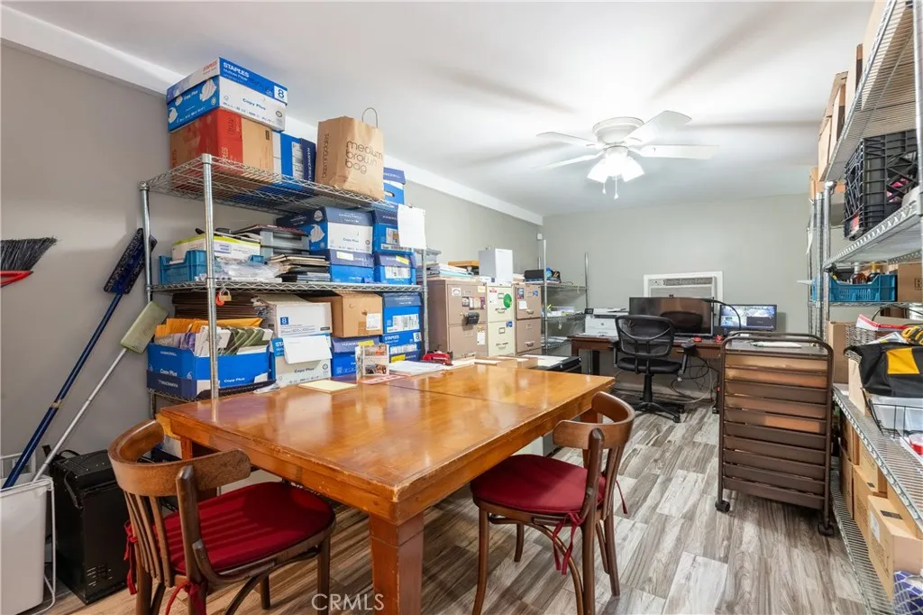4182 Greenbush, Sherman Oaks, California 91423 home-pic-23