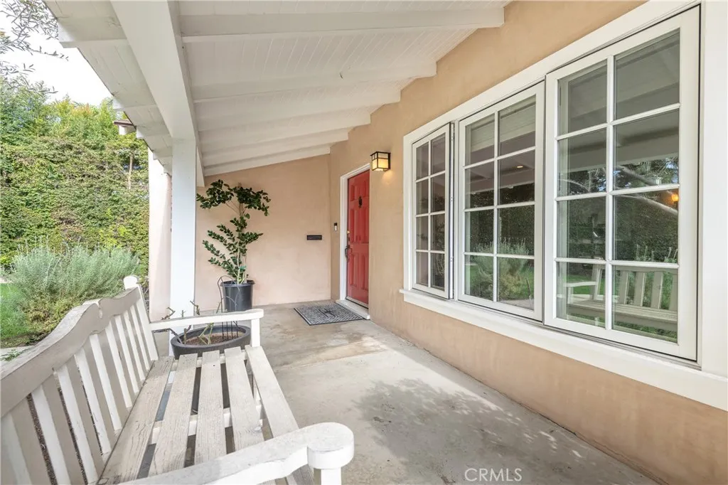 4182 Greenbush, Sherman Oaks, California 91423 home-pic-3