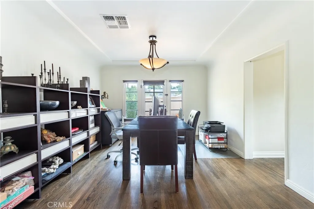 4182 Greenbush, Sherman Oaks, California 91423 home-pic-8