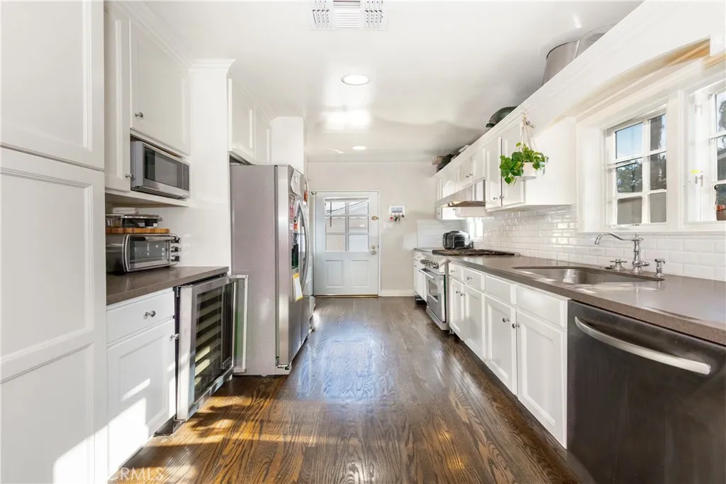 4182 Greenbush, Sherman Oaks, California 91423 home-pic-10