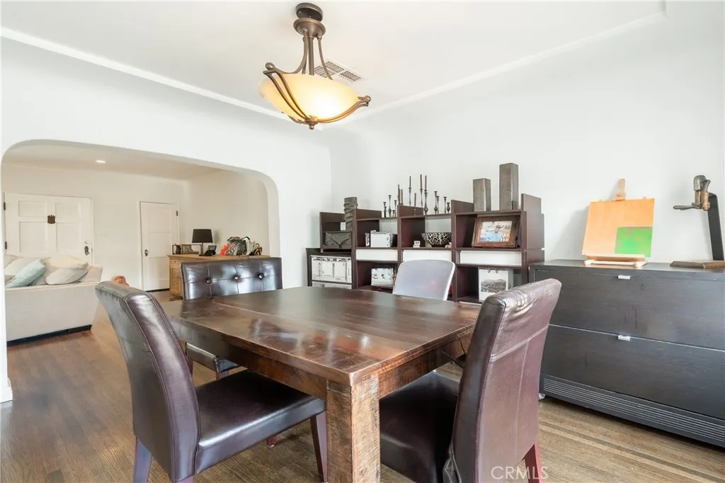 4182 Greenbush, Sherman Oaks, California 91423 home-pic-9