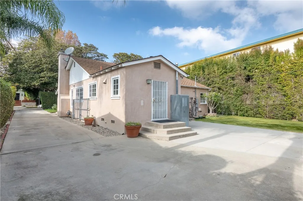 4182 Greenbush, Sherman Oaks, California 91423 home-pic-19
