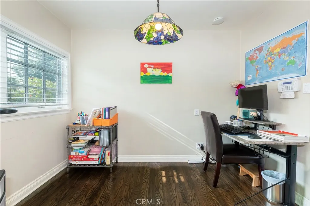 4182 Greenbush, Sherman Oaks, California 91423 home-pic-13