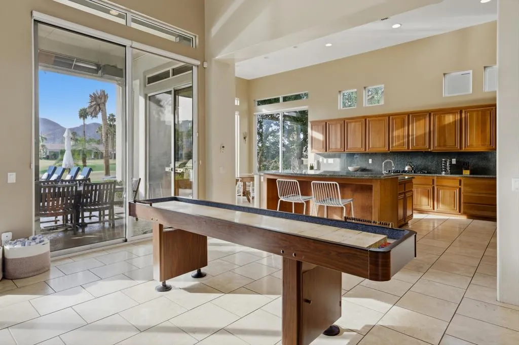 81150 Golf View Drive, La Quinta, California 92253 home-pic-12