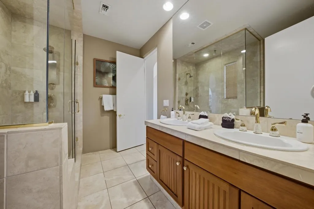 81150 Golf View Drive, La Quinta, California 92253 home-pic-23